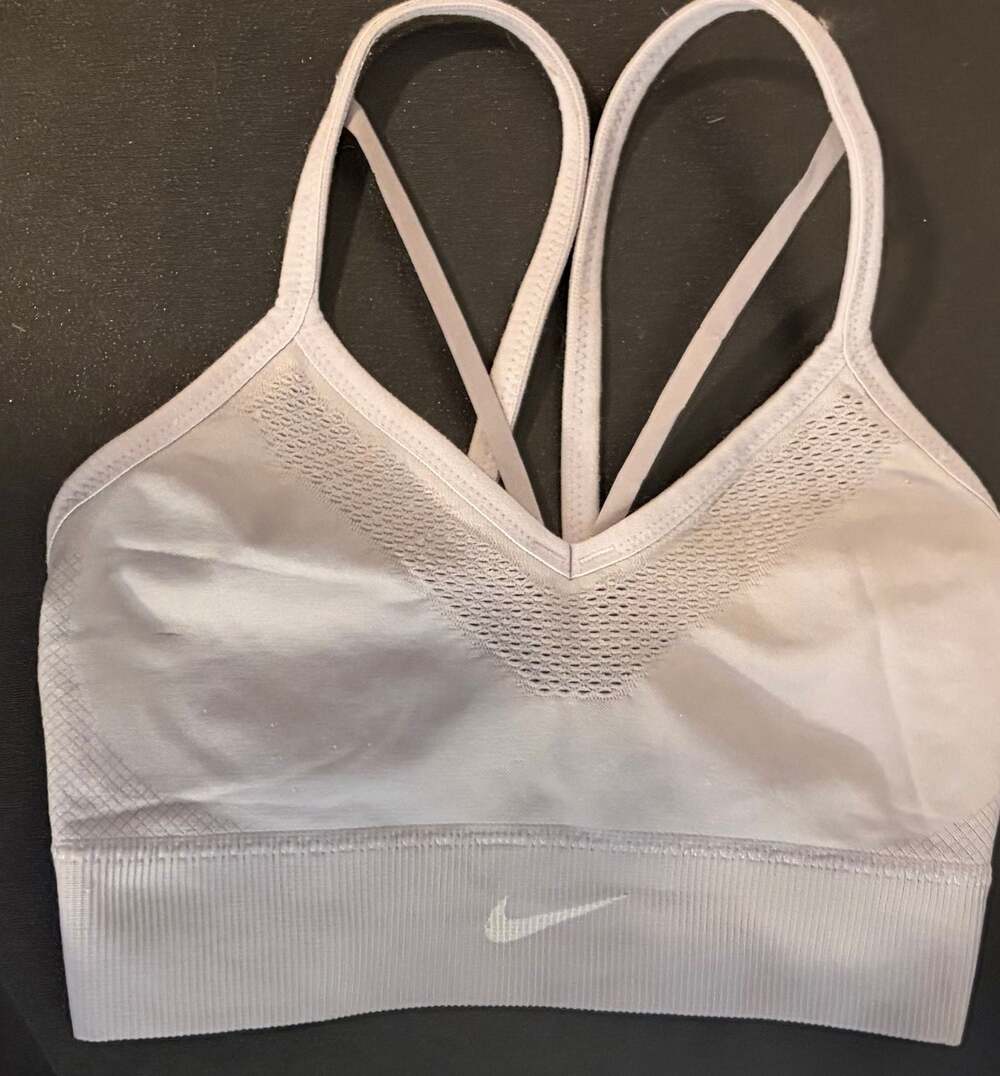 Nike Dri-Fit Seamless Light Support Sports Bra